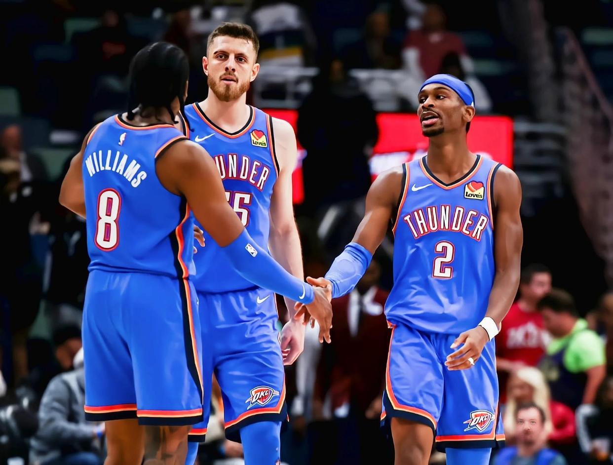 尼克斯终结16连败，兰德尔40+15带队取胜