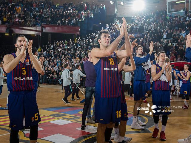 海外网友热议BLG击败AL：建议BLG在季后赛更换打野，S赛再换一次