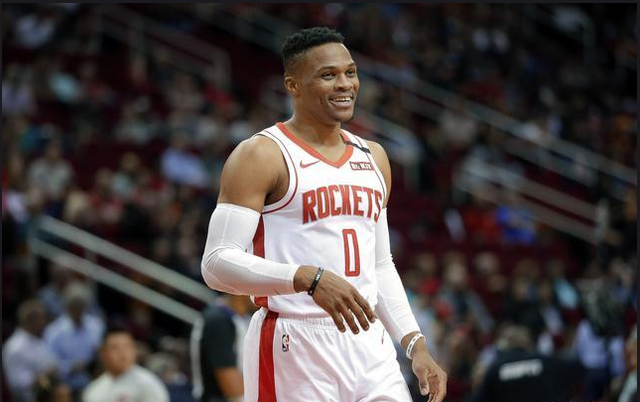 迈阿密网球大师赛｜ 梅德维德夫出局 阿卡次圈意外落马