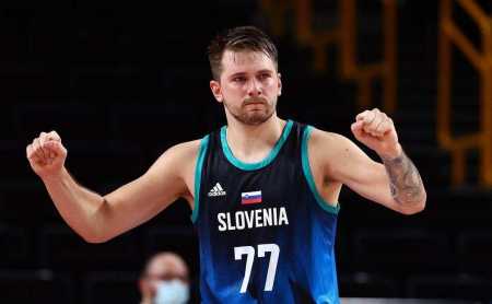 游戏店上架《刺客信条4：黑旗》重制版 2026发售