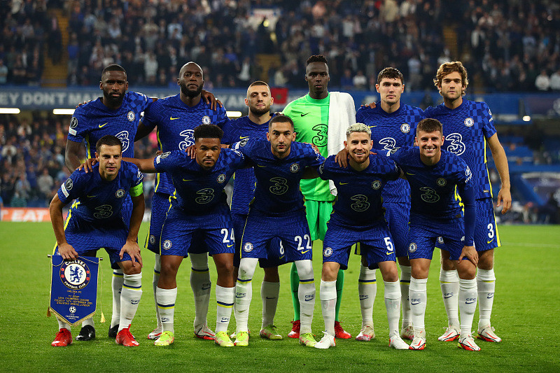 为什么棒球运动员在炎热的天气里依然选择穿着长袖长裤