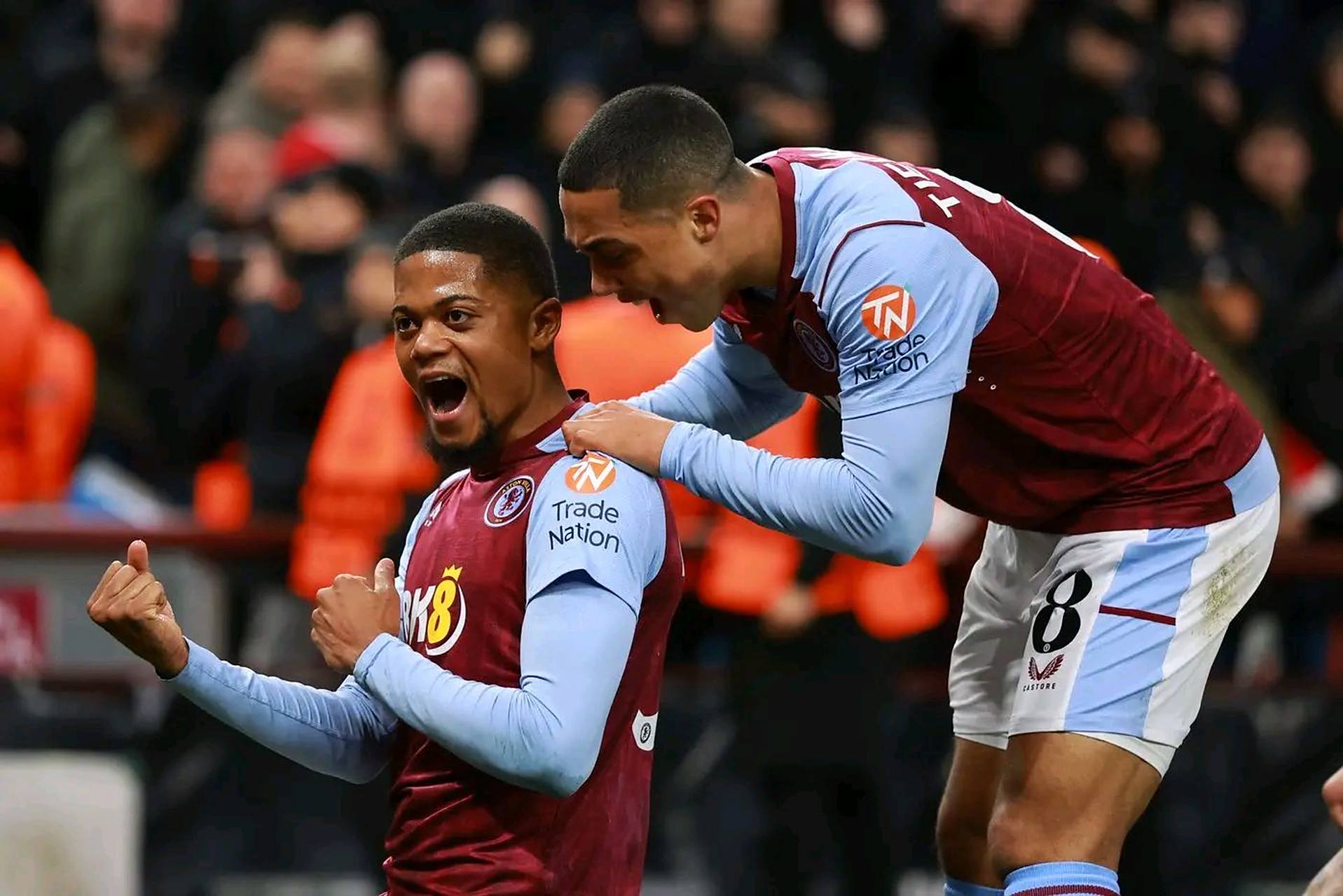 《最终幻想16》评测：经典 IP 的浴火重生