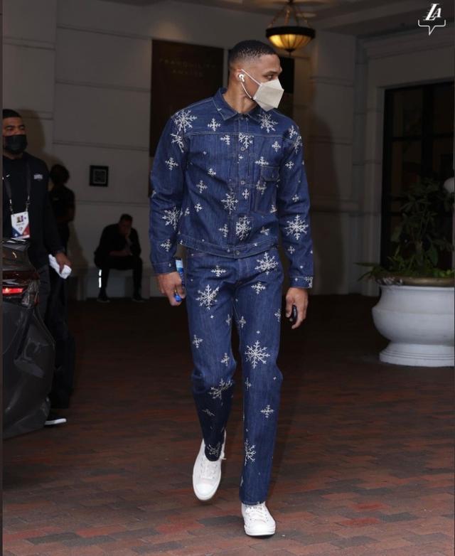 Jiejie内涵Wei不如原装！宁王怒喷：电竞逃兵，吃IG的血馒头