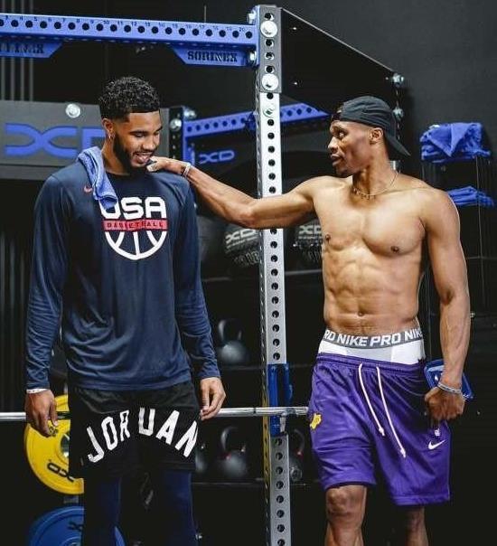 能低价回购帕斯为何还有意沃顿？皇马跟队：转会费并非关键因素